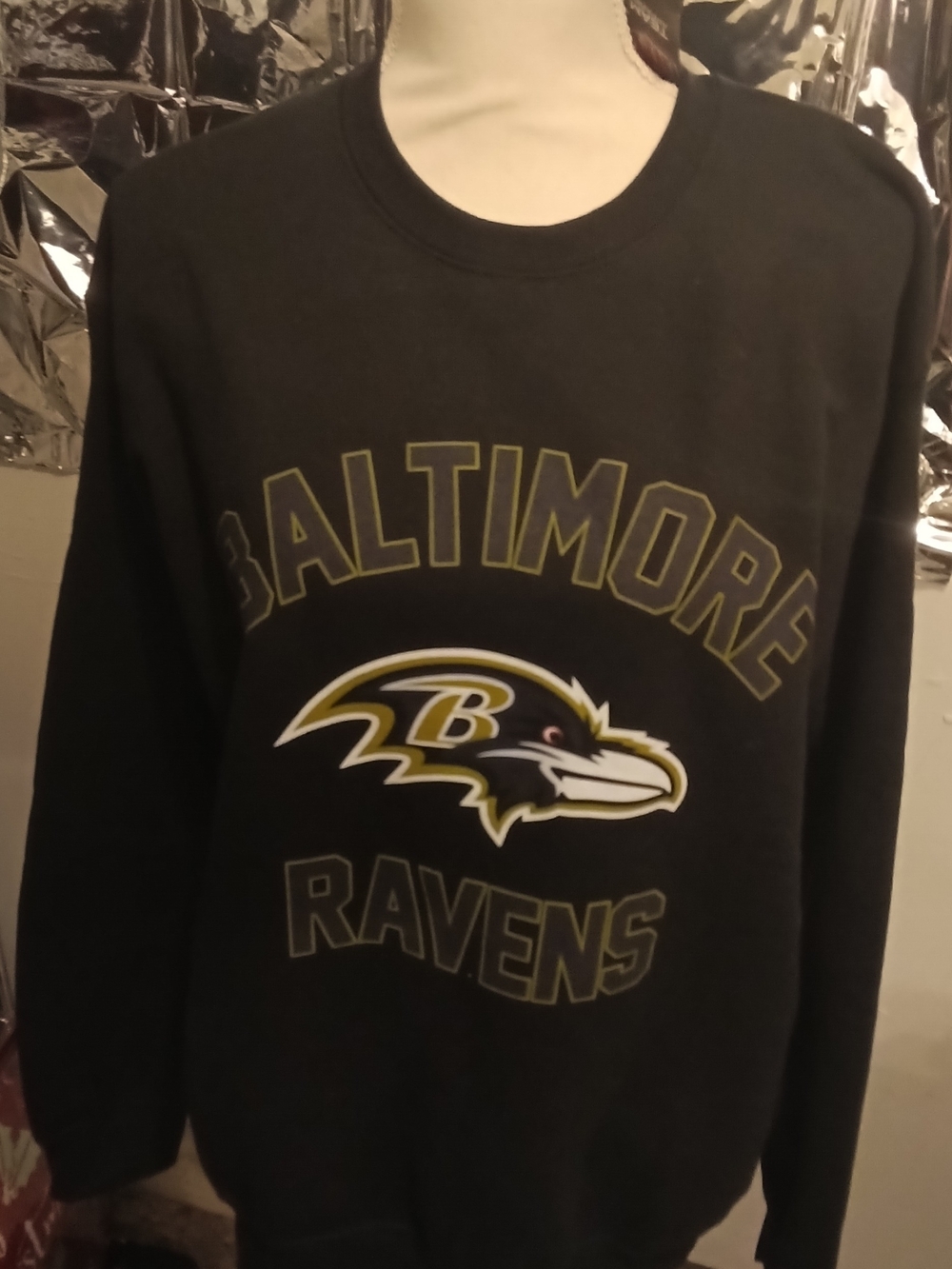 Baltimore Ravens Black Crewneck Sweatshirt - NFL Team Logo